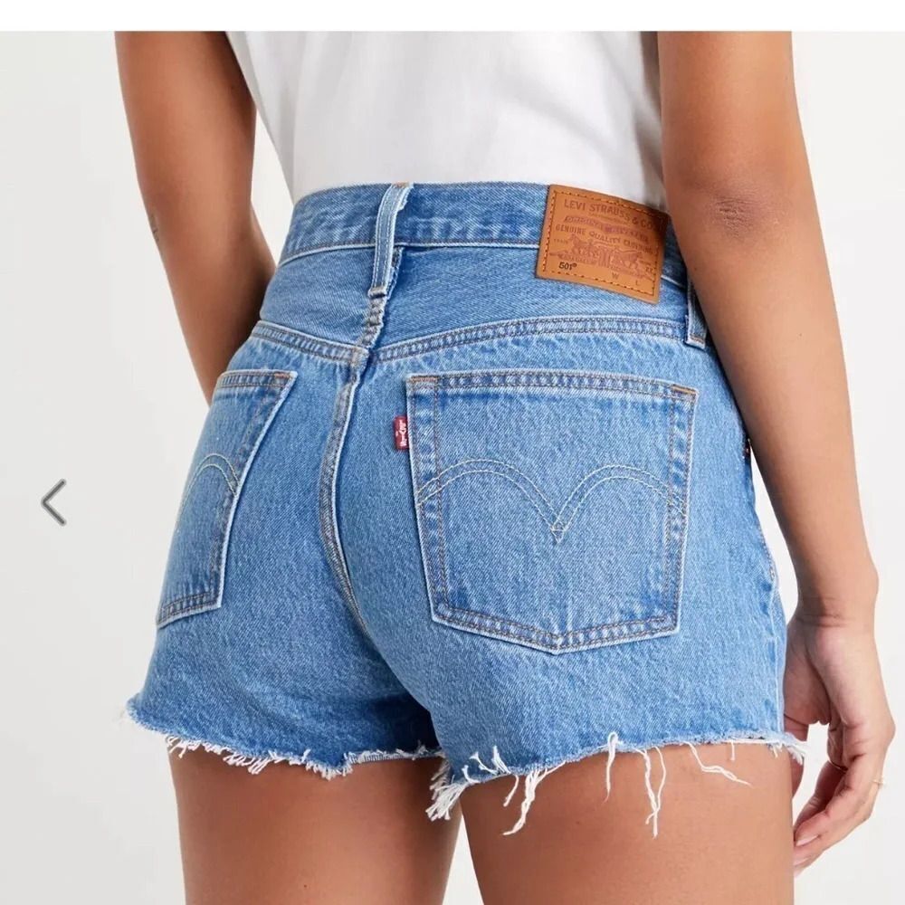 Levi’s 501® ORIGINAL WOMEN'S SHORTS 28 / 6 has special red tag - Picture 6 of 11